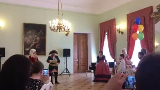 Посвящение во фрейлины смотреть онлайн