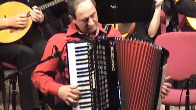 Виртуозная игра на аккордеоне смотреть онлайн