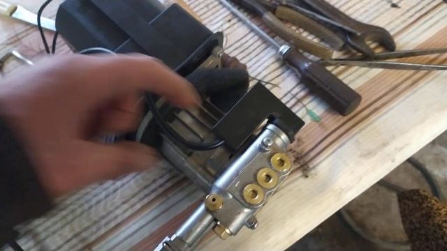 Мойка интертул DT-1507 работает рывками