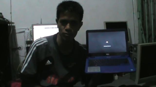 Keren - Review Netbook Dell Inspiron 11 300 Series смотреть онлайн