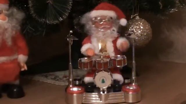 Музыкальный Дед Мороз смотреть онлайн