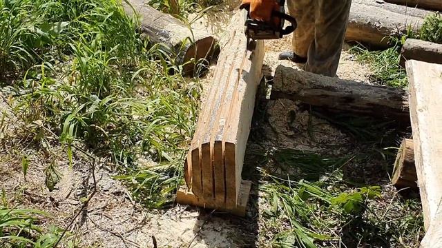 Доски бензопилой в таёжных условиях. смотреть онлайн