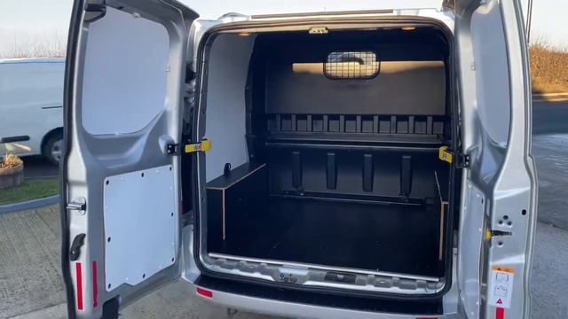 2015 64 FORD TRANSIT CUSTOM CREWCAB DCIV 2.2 TDCI 125 BHP 290 L1 H1 **CREW CAB**SAT NAV**FFSH** смотреть онлайн