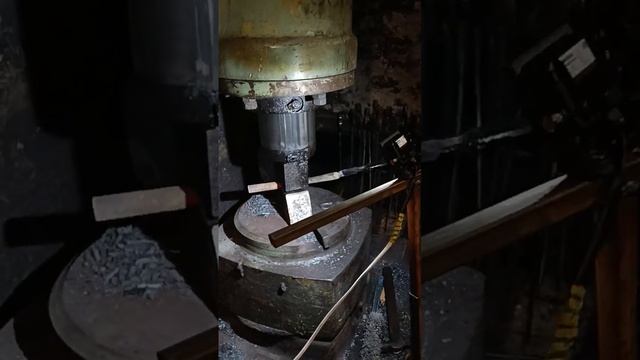 В ПРОЦЕССЕ РАБОТЫ смотреть онлайн