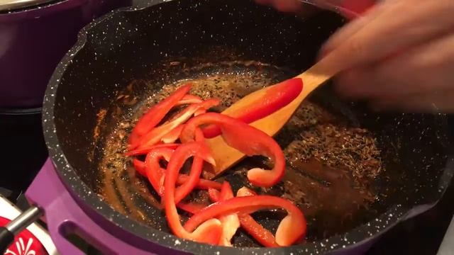 Самоса и  суп из авокадо