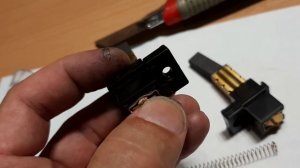 Ремонт пылесоса Karcher. Замена щёток.