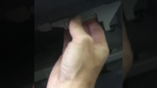 Замена ролика захвата бумаги 302MV94061 на Kyocera 2551 смотреть онлайн