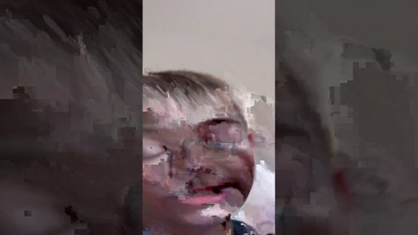 Показывают лицо