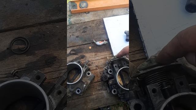 подсос воздуха на оси блока дроссельной заслонки двигатель b20b смотреть онлайн
