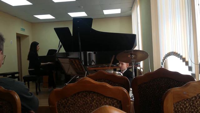 Юный барабанщик 7 лет Янушонок Никита