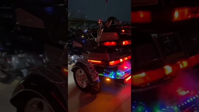 Honda GL 1500 Gold Wing смотреть онлайн