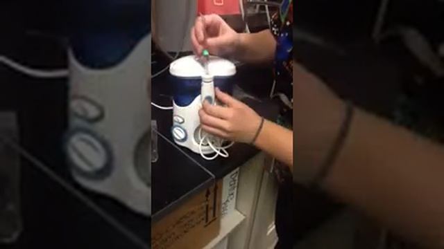 Waterpik смотреть онлайн