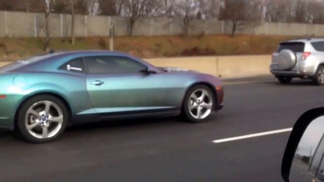 Whitz dipz 2014 Camaro plastidipped couple passes and dohnut :) смотреть онлайн