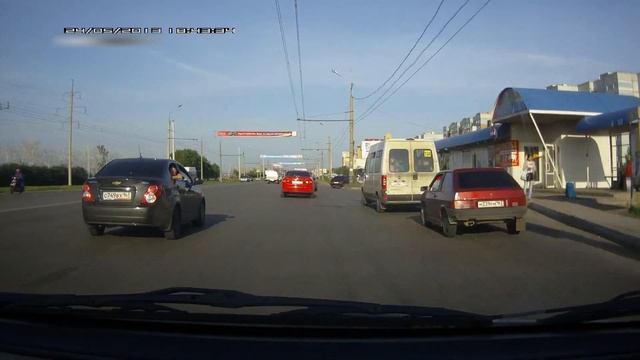 Ребята с пистолетом очень хотят познакомится с девушкой на дороге! смотреть онлайн