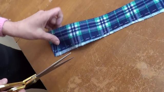 Обработка рубашечного воротника на отрезной стойке. смотреть онлайн