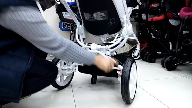 Quinny Moodd 3 Çift Yönlü Bebek Arabası смотреть онлайн