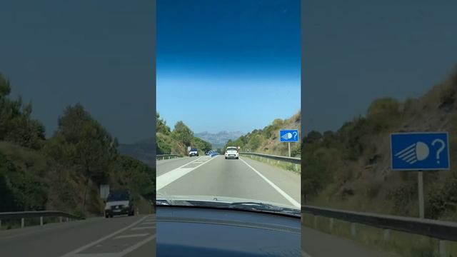 Поездка на гору Монсеррат смотреть онлайн