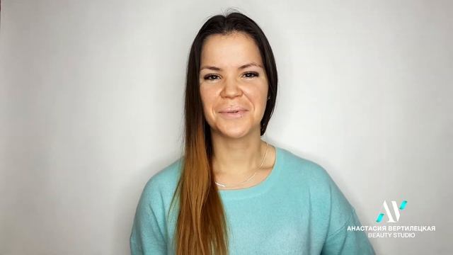 Ксюша расскажет о том, почему выбирает наращивание ресниц в салоне, а не на дому смотреть онлайн