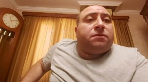 За ночь садится новый аккумулятор. В чем причина?