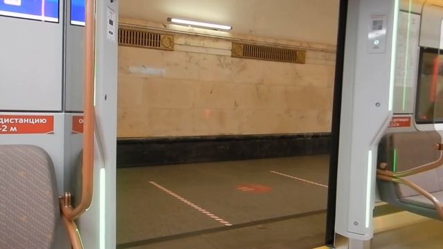 Московское метро, Измайловский кремль смотреть онлайн