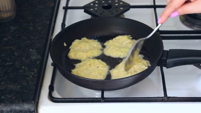 Двойные оладьи из кабачков с сыром! смотреть онлайн