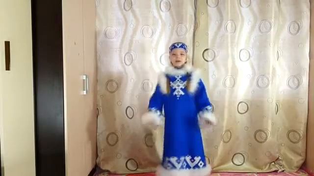 ЭВИЕ. Хантыйская песня. Исполняет София Киселева.