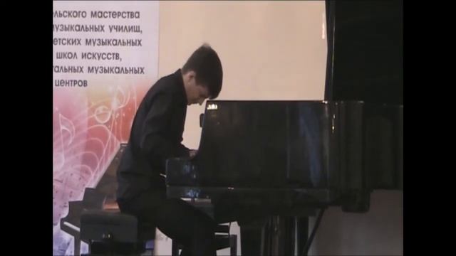 Бетховен. Соната № 8 («Патетическая») смотреть онлайн