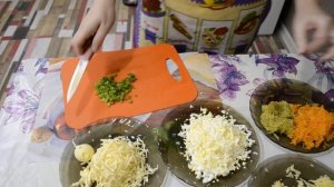 Салат со шпротами и плавленным сыром.Вкусно и быстро.#4