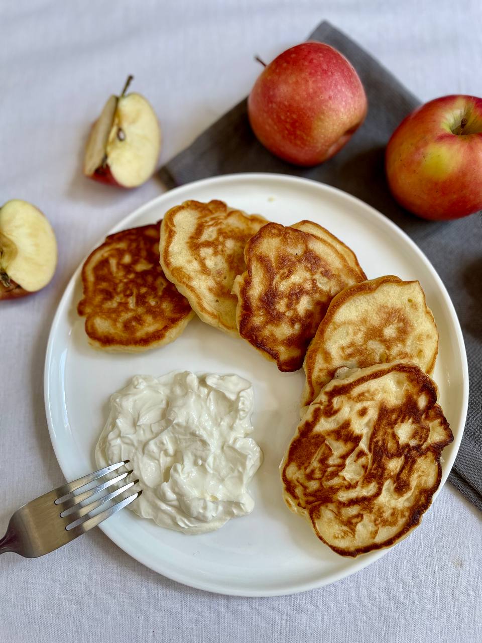 Пышные яблочные оладушки ?