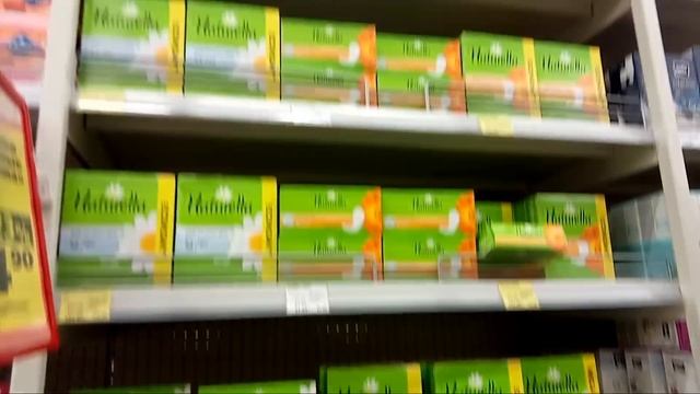 Ассортименту прокладок и ежедневок в магазинах||Катя смотреть онлайн