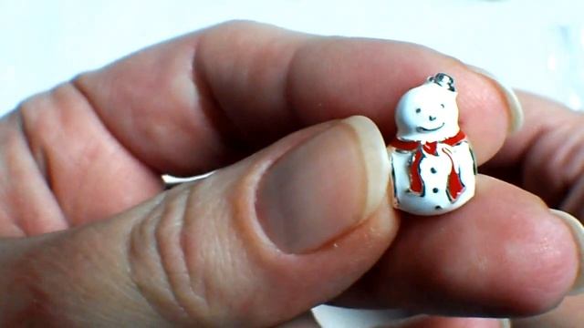 Серебряный Шарм как Пандора Ромбик а так-же Новогодние Шармы Снеговик и Мишка с Алиэкспресс смотреть онлайн