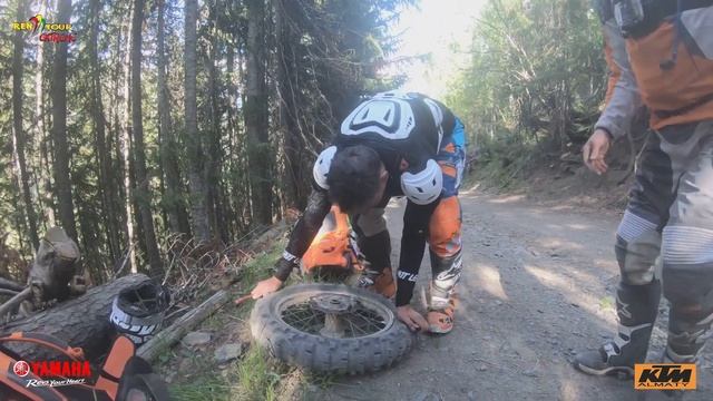 Путешествие по Джунгарскому Алатау.Текели. Девушка на эндуро. смотреть онлайн