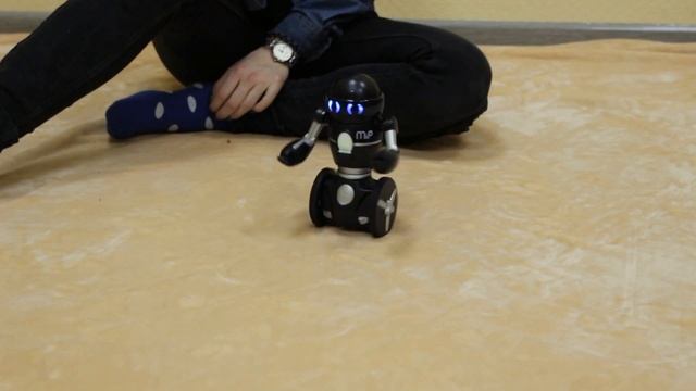 Копия видео "Балансирующий робот Mip от WowWee/Обзор/W0825" смотреть онлайн