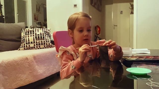 Вивви и милые забавные поделки из бумаги для детей смотреть онлайн