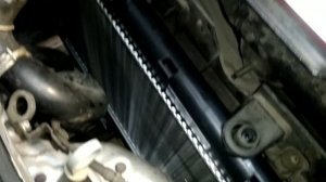 Замена радиатора охлаждения Peugeot Partner 1.6L 2005г ??