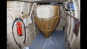 Почему сидения пассажирского Ан-2 похожи на раковины с отверстиями