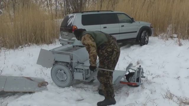 Испытание  ледоката для зимней рыбалки. Часть вторая. Юрий Философ. 2015 год.