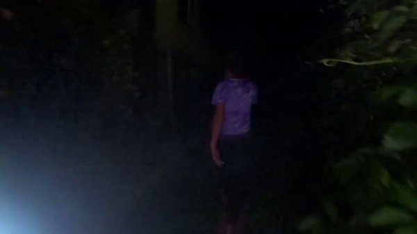 ВСТРЕТИЛИ СТРАШНУЮ БАБКУ В ЛАГЕРЕ!ЕЛЕ НОГИ УНЕСЛИ