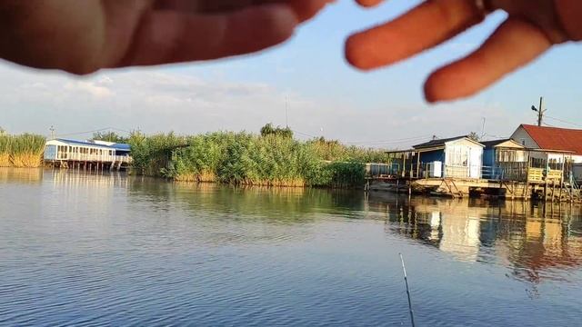 Окунь на силикон, рыбалка с лодки.Клев бешеный! лето 2022 смотреть онлайн