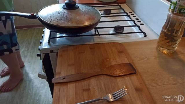 Кухня танкиста! Готовим макароны по танкистски? смотреть онлайн