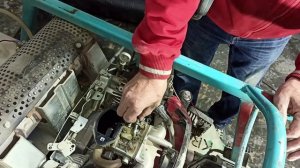 Двигатель HONDA GX630, GX690 не заводится, или сразу глохнет? Big engine power loss, small turns.