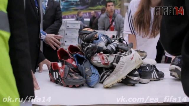 Lionel Messi встреча с фанатами vk.com/ea_fifa14 смотреть онлайн