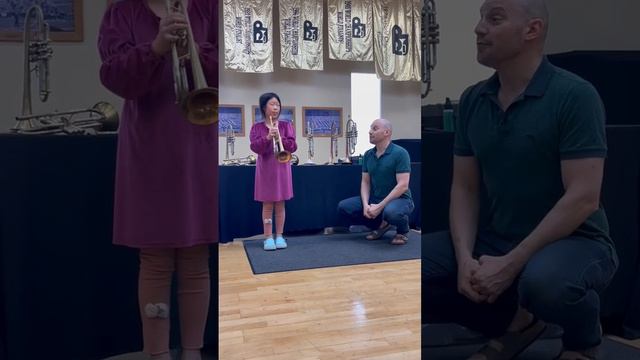 Adam Rapa teaches Alice on the Universal смотреть онлайн