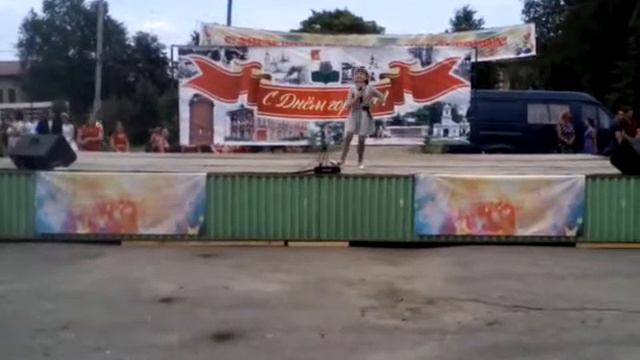Юлия Синицина "Топ топ, каблучки"/День города Грязовец/Конкурс "Юные и талантливые" смотреть онлайн
