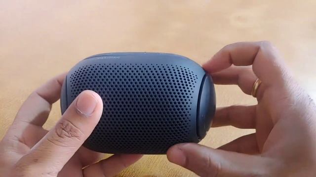 LG XBOOM PL2 Bluetooth Thunderbolt Speaker. LG का धमाका। смотреть онлайн