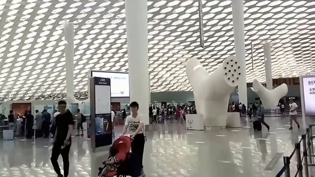 China Shenzhen Baoan Airport смотреть онлайн