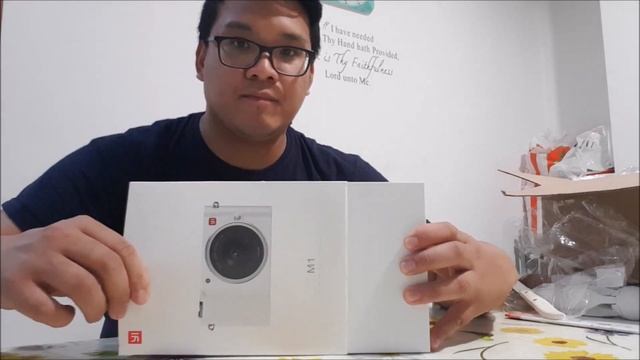 UNBOXING XIAOMI YI M1 & MANFROTTO TRIPOD | VLOGGING SETUP
