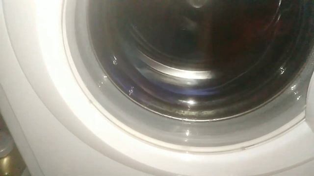 INDESIT WISL 62: Повседневная 30'; 30°; 600 об/мин- полный цикл. смотреть онлайн