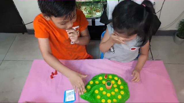 FUNNY BUNNY family game, Toys review смотреть онлайн