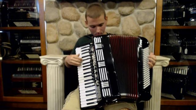 3137 - Black Piermaria Recanati 500 Piano Accordion LMMM 41 120 $1999 смотреть онлайн